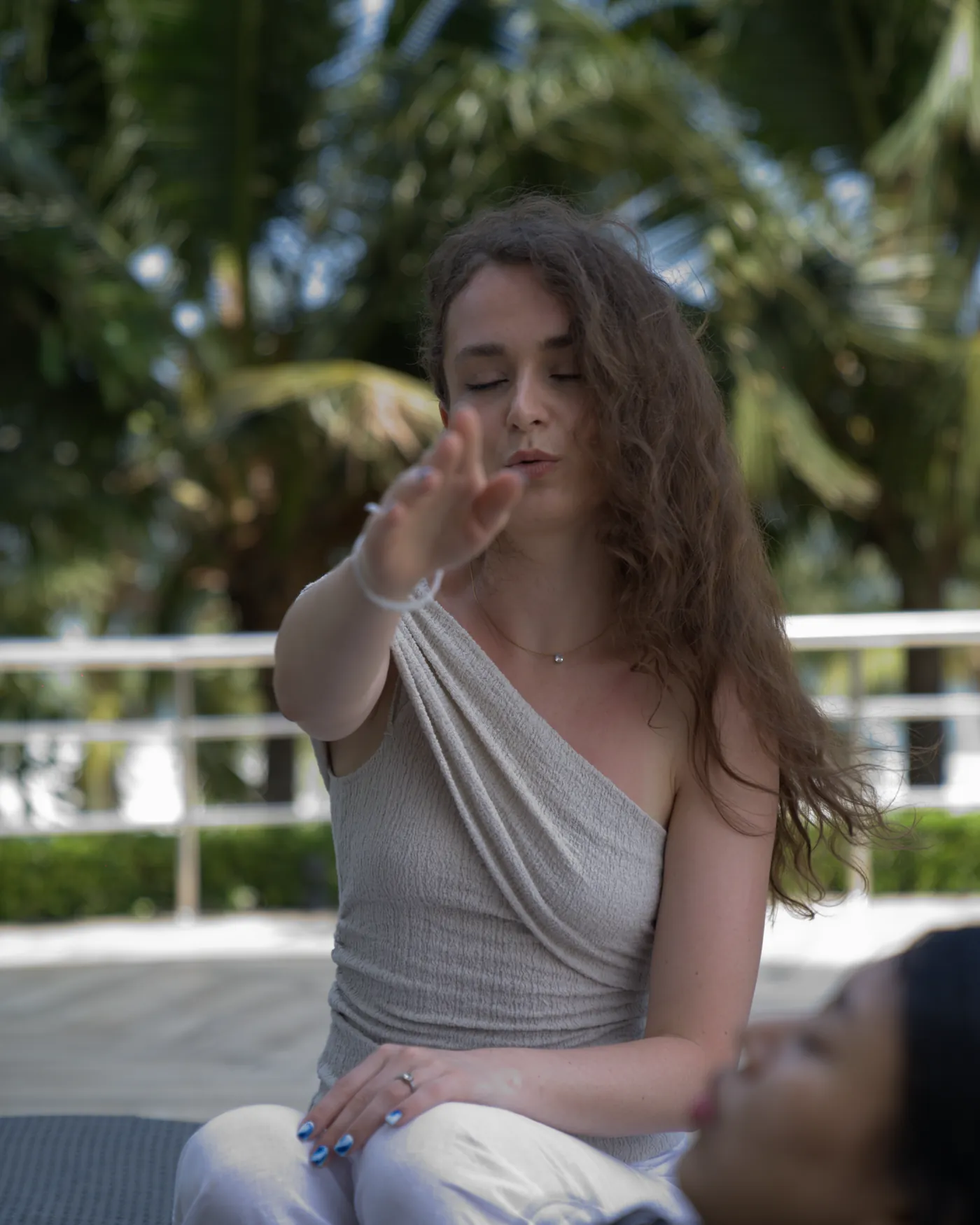 Zuzanna Garyga podczas pracy hipnoterapeutycznej
